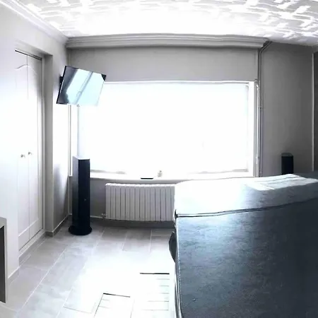 Maison Avec Jacuzzi Privatif Cambrai Exterior photo